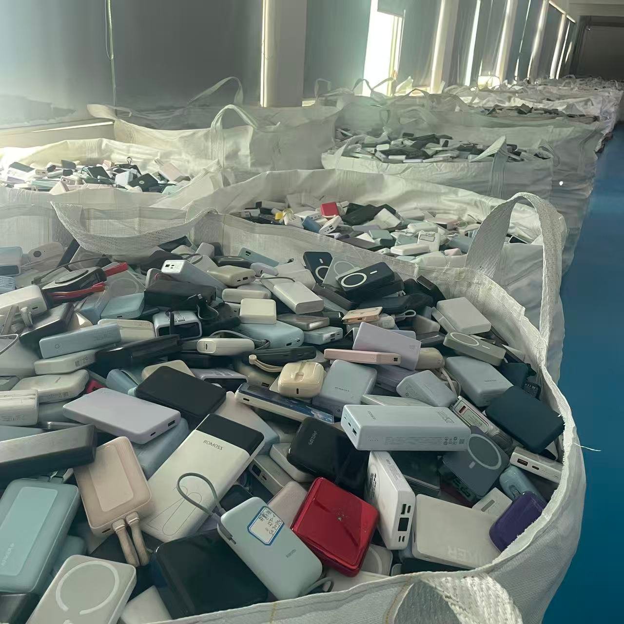 Loose mixed used power banks in bulk stock